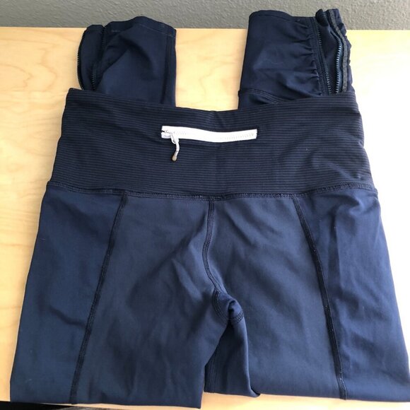 Lululemon Cropped Zip Leg Leggings Tights - Picture 5 of 5